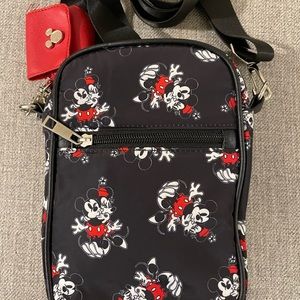 Disney BioWorld Mickey and Minnie Cross Body with tech pouch, 2 piece set